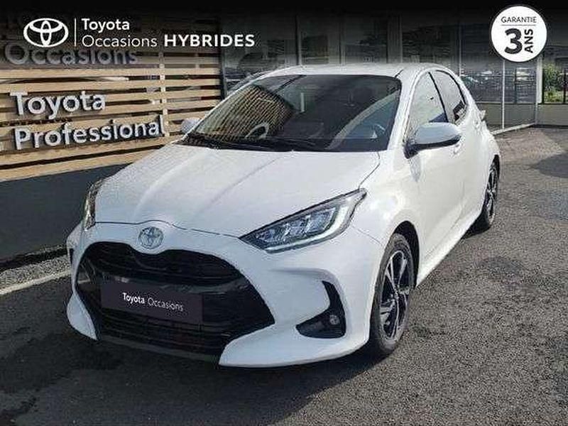 Utilisé 2025 Toyota Yaris Hybrid Design Berline | 22 990 € (Prix juste) - Image 1/1
