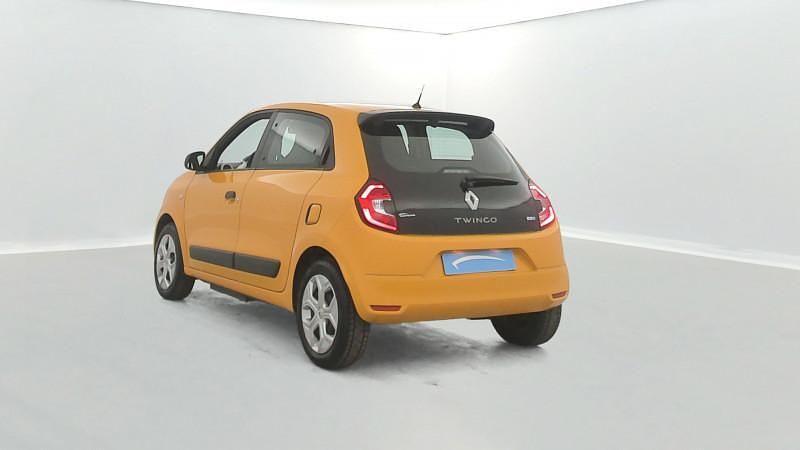 Image 3/4