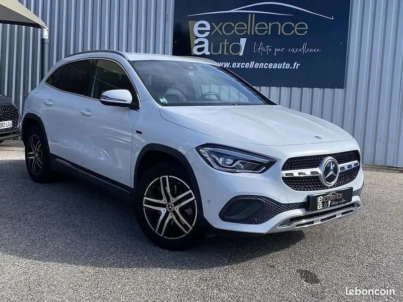 Blanc Utilisé 2021 Mercedes GLA250 Progressive SUV | 28 990 € (Super prix) - Image 1/4