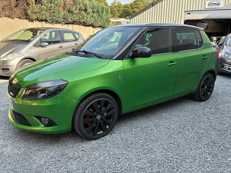 Vert Utilisé 2013 Skoda Fabia RS Berline | 10 490 € - Image 1/4