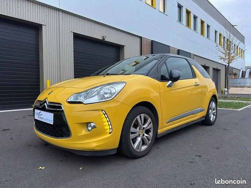 Jaune Utilisé 2012 Citroën DS3 So Chic Berline | 9 990 € (Prix assez cher) - Image 1/4