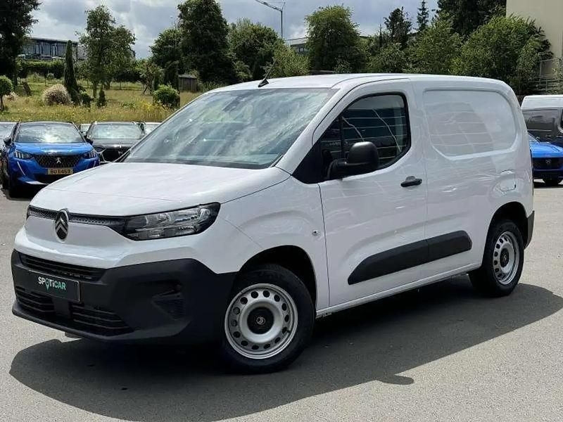 Blanc Utilisé 2024 Citroën Berlingo Monospace | 26 358 € - Image 1/4