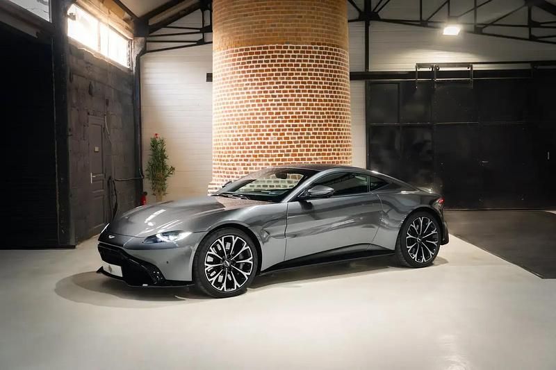 Gris Utilisé 2019 Aston Martin V8 Vantage Coupé | 119 990 € - Image 1/4