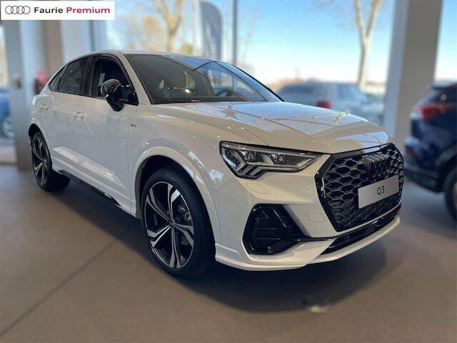 Blanc glacier métallisé Nouvelle 2024 Audi Q3 Sportback S-Line SUV | 50 900 € - Image 1/4