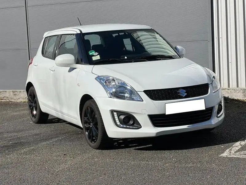 Blanc Utilisé 2017 Suzuki Swift Berline | 8 990 € (Super prix) - Image 1/4