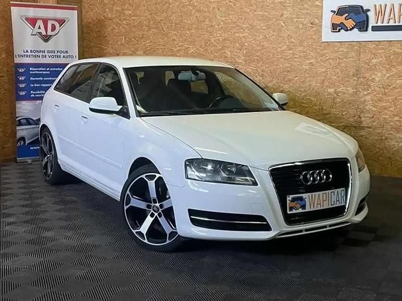 Blanc Occasion 2012 Audi A3 Berline | 8 990 € (Prix assez cher) - Image 1/4