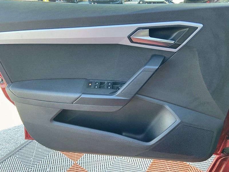 Occasion Seat Ibiza FR 110 ch (80 kW) 2024 Rouge desir Citadine