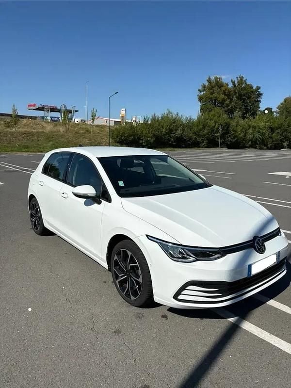 Utilisé 2022 VW Golf VIII Berline | 21 900 € (Bon prix) - Image 1/4