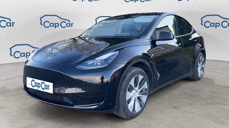 Utilisé 2023 Tesla Model Y Standard Range SUV | 26 990 € (Prix juste) - Image 1/3