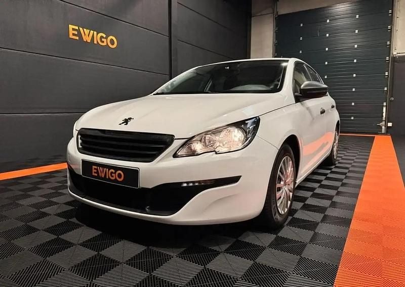 Blanc Occasion 2016 Peugeot 308 Berline | 5 990 € (Super prix) - Image 1/4