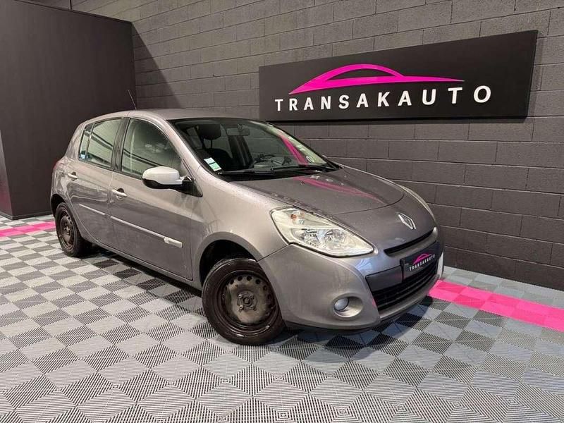 Occasion Renault Clio III Zen 76 ch (55 kW) 2014 Gris Berline