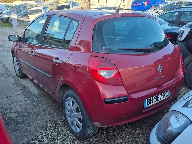 Occasion Renault Clio III 71 ch (52 kW) 2008 Rouge Citadine