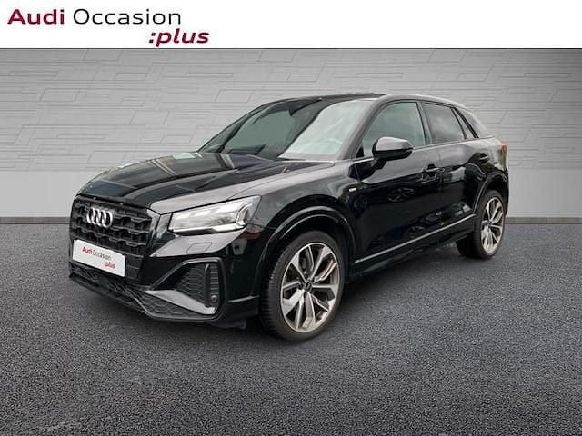 Noir mythe métallisé Utilisé 2023 Audi Q2 S-Line SUV | 31 990 € (Prix juste) - Image 1/3