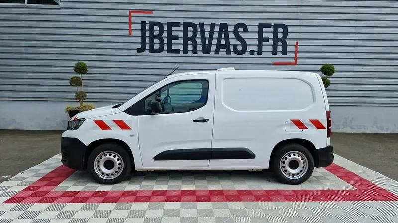 Blanc Utilisé 2019 Peugeot Partner Monospace | 11 990 € - Image 1/4