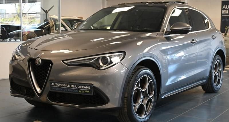 Utilisé 2018 Alfa Romeo Stelvio Lusso SUV | 25 959 € (Bon prix) - Image 1/4