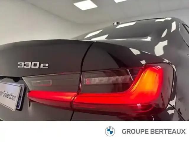 Occasion BMW 330 M Sport 184 ch (135 kW) 2025 Saphirschwarz métallisé Berline