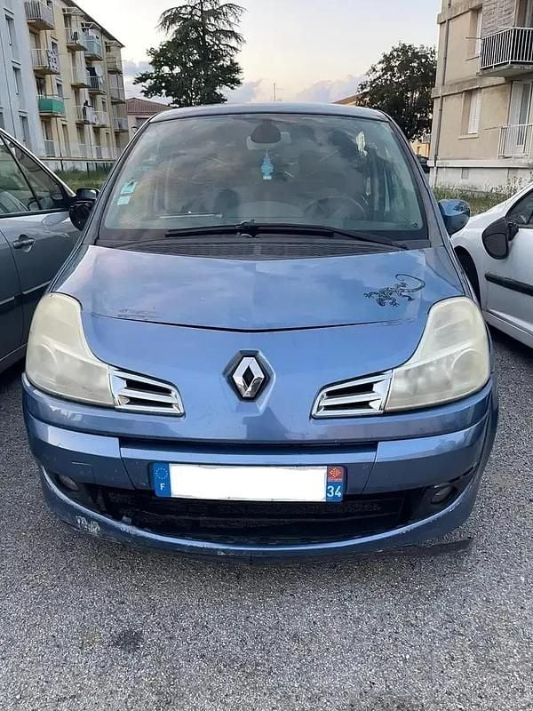 Utilisé 2008 Renault Grand Modus Dynamique Monospace | 690 € - Image 1/4