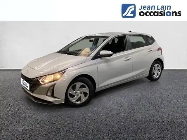 Gris Occasion 2024 Hyundai i20 Berline | 17 290 € (Prix juste) - Image 1/4