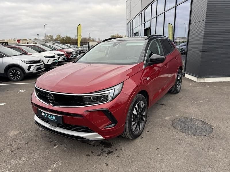 Rouge Utilisé 2023 Opel Grandland X Ultimate SUV | 24 999 € (Prix juste) - Image 1/4