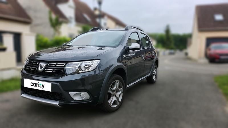 Gris Utilisé 2017 Dacia Sandero Stepway Citadine | 9 590 € (Super prix) - Image 1/4