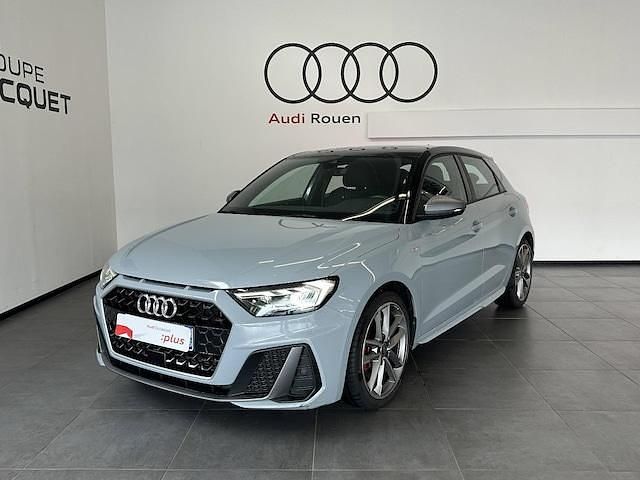 Gris flèche nacré Utilisé 2022 Audi A1 Sportback S-Line Citadine | 29 990 € (Prix juste) - Image 1/4