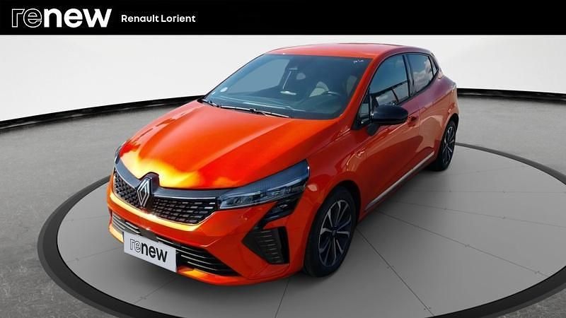 Orange Utilisé 2024 Renault Clio V Techno Citadine | 17 990 € - Image 1/4