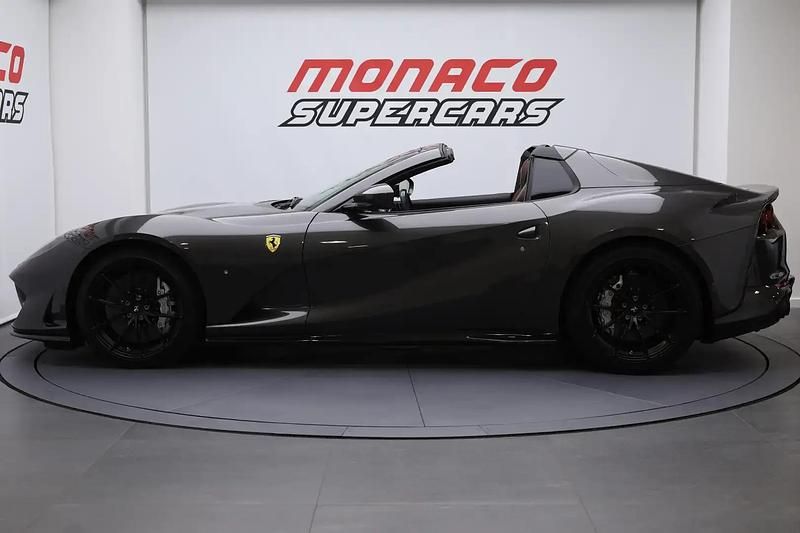 Occasion Ferrari 812 799 ch (587 kW) 2022 Gris Cabriolet