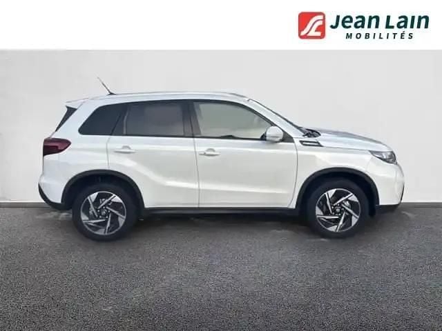 Occasion Suzuki Vitara 2025 Pearl cool white metal SUV