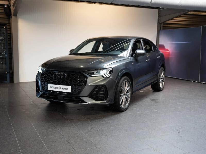 Gris Utilisé 2023 Audi Q3 Sportback S-Line SUV | 41 900 € (Prix juste) - Image 1/4