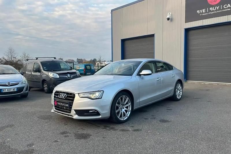 Gris Utilisé 2012 Audi A5 Sportback Ambition Citadine | 16 990 € - Image 1/4