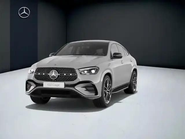 Gris clair Utilisé 2025 Mercedes GLE350 AMG line Coupé | 131 990 € - Image 1/4