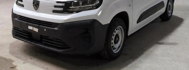 Blanc Nouvelle 2025 Peugeot Partner S Monospace | 21 790 € - Image 1/4