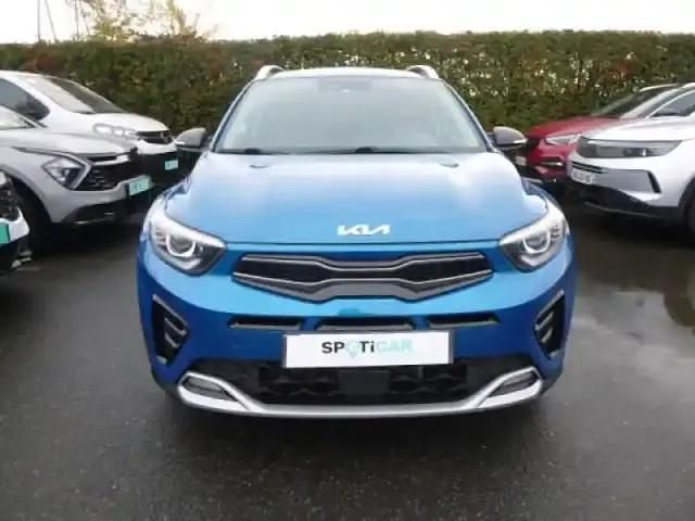 Occasion Kia Stonic GT-Line 120 ch (88 kW) 2022 Bleu azur métallisé SUV