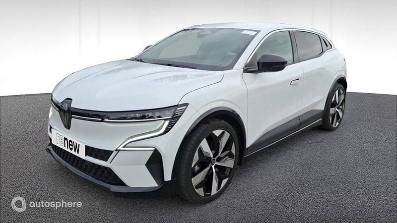 Blanc Utilisé 2024 Renault Mégane Techno SUV | 27 980 € (Prix juste) - Image 1/4