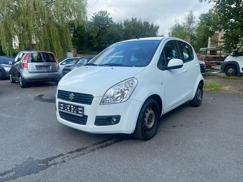 Blanc Utilisé 2010 Suzuki Splash Comfort Citadine | 3 400 € - Image 1/4