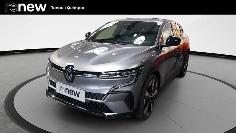Gris Utilisé 2022 Renault Mégane Techno Berline | 24 670 € (Bon prix) - Image 1/4