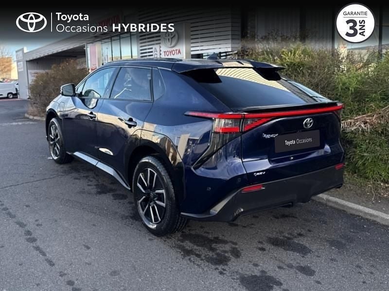 Occasion Toyota bZ4X Lounge 164 kW (224 ch) 2025 Bleu de prusse métallisé premium SUV