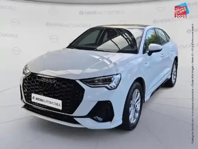 Gletscherweiß metallic Utilisé 2024 Audi Q3 Sportback S-Line SUV | 41 999 € - Image 1/4