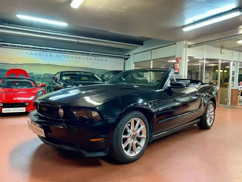Noir Utilisé 2010 Ford Mustang Cabriolet | 29 990 € - Image 1/4