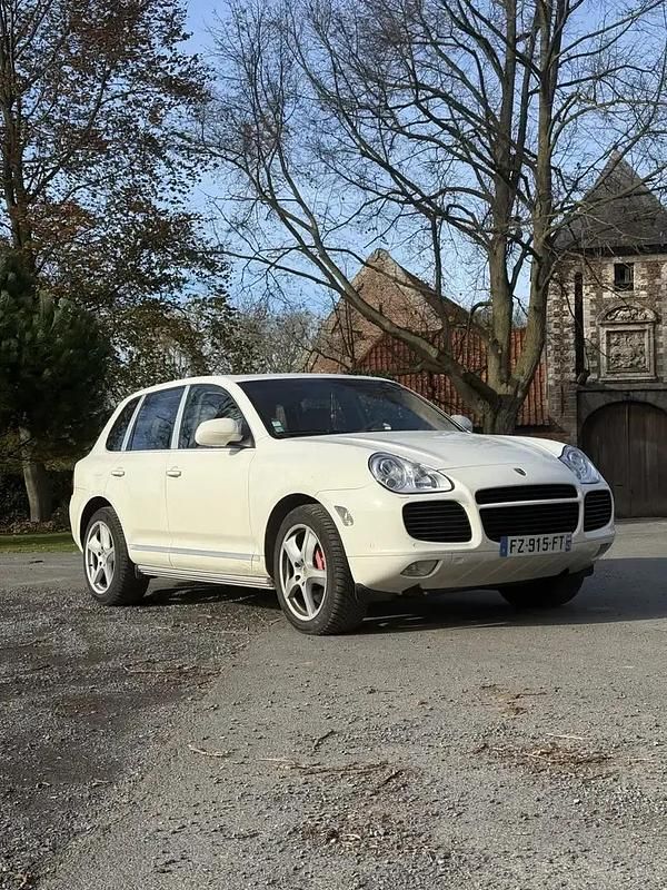 Utilisé 2005 Porsche Cayenne Turbo SUV | 12 500 € - Image 1/4