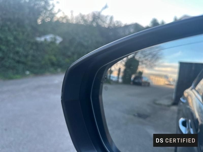 Image 2/4