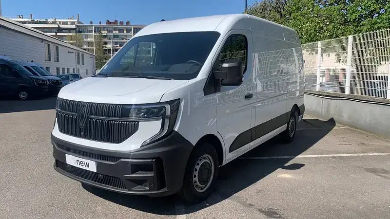 Blanc Nouvelle 2025 Renault Master Van | 58 690 € - Image 1/4
