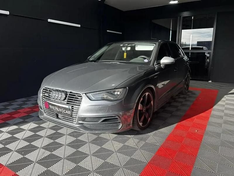 Gris Occasion 2015 Audi e-tron Sport SUV | 14 990 € (Bon prix) - Image 1/4