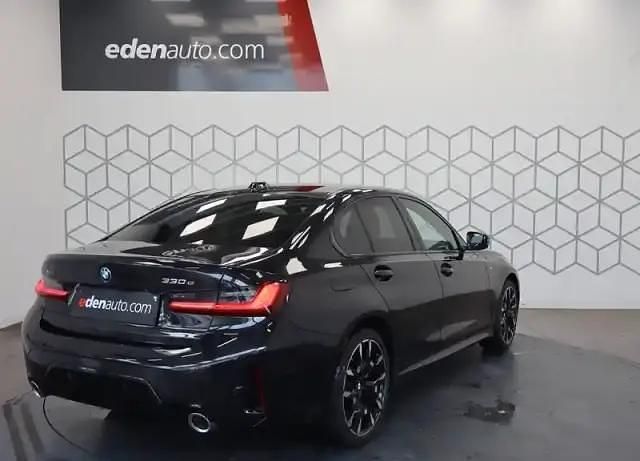 Occasion BMW 330e Comfort Edition 292 ch (214 kW) 2025 Saphirshwarz métallisé Berline
