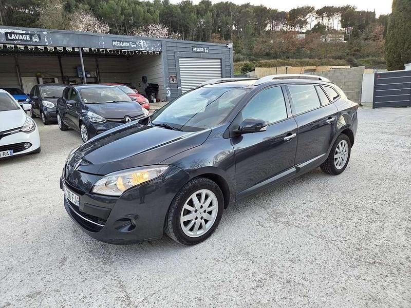 Occasion Renault Mégane GrandTour 131 ch (96 kW) 2009 Gris Break