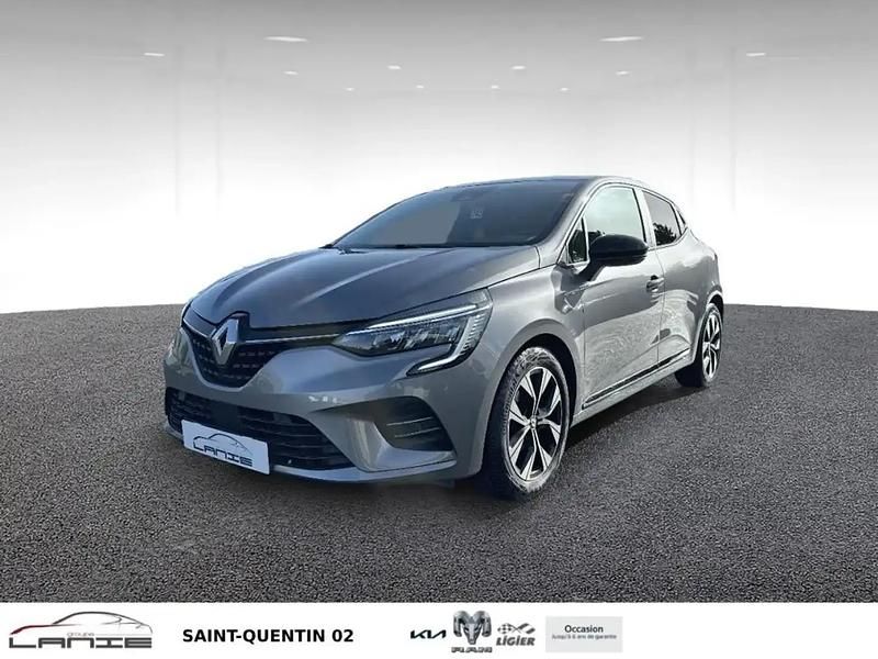 Gris Utilisé 2023 Renault Clio V Evolution Citadine | 13 890 € (Bon prix) - Image 1/4