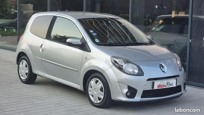 Gris Utilisé 2011 Renault Twingo Dynamique Citadine | 4 900 € (Prix juste) - Image 1/4