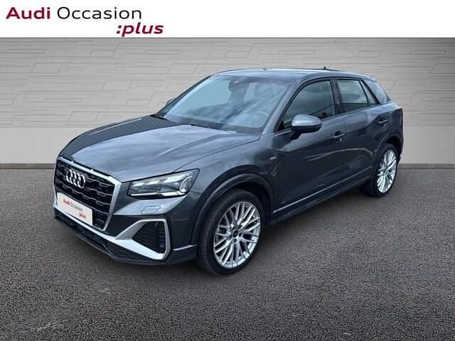 Gris daytona nacré Utilisé 2024 Audi Q2 S-Line SUV | 37 986 € - Image 1/4