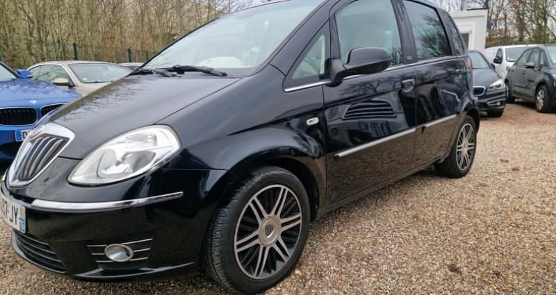 Occasion 2011 Lancia Musa Monospace | 4 990 € - Image 1/4