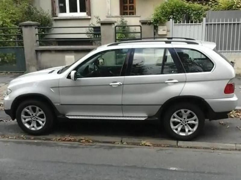 Gris Utilisé 2007 BMW X5 SUV | 7 500 € - Image 1/4